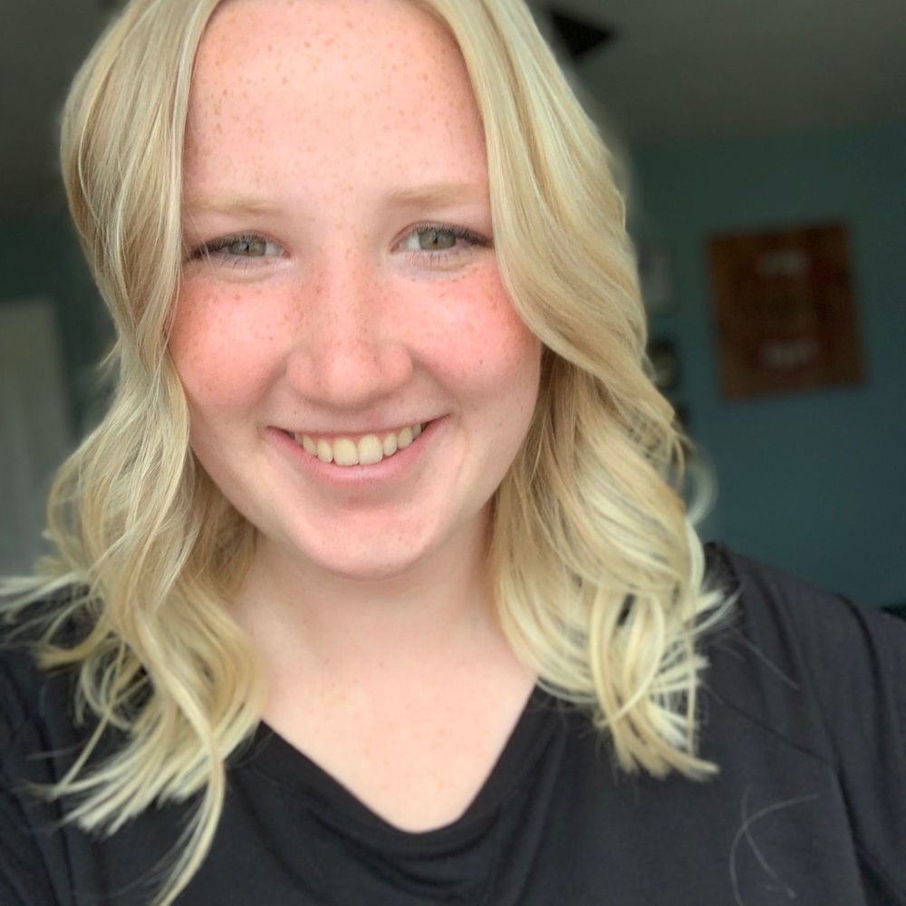 Meet your Posher, Lauren